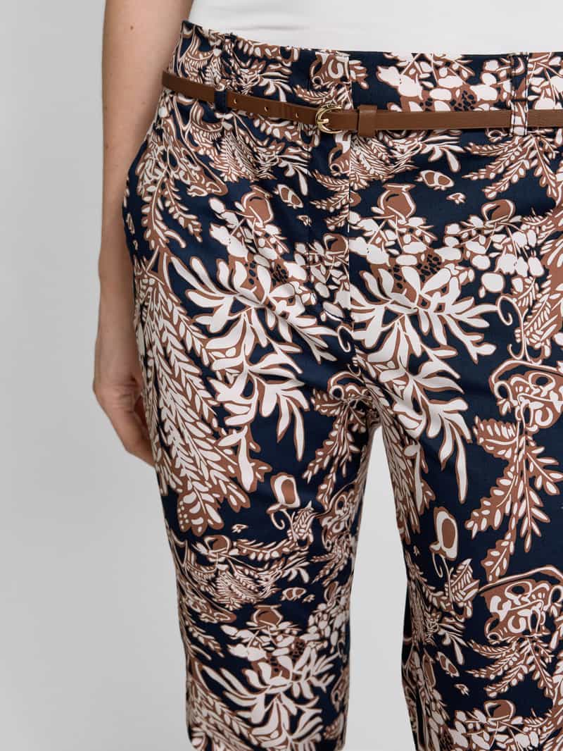 Christian Berg Woman Slim fit stoffen broek met riem