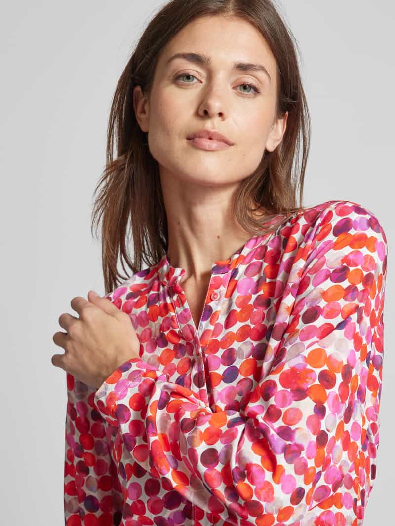 Emily Van den Bergh Blouse met korte knoopsluiting