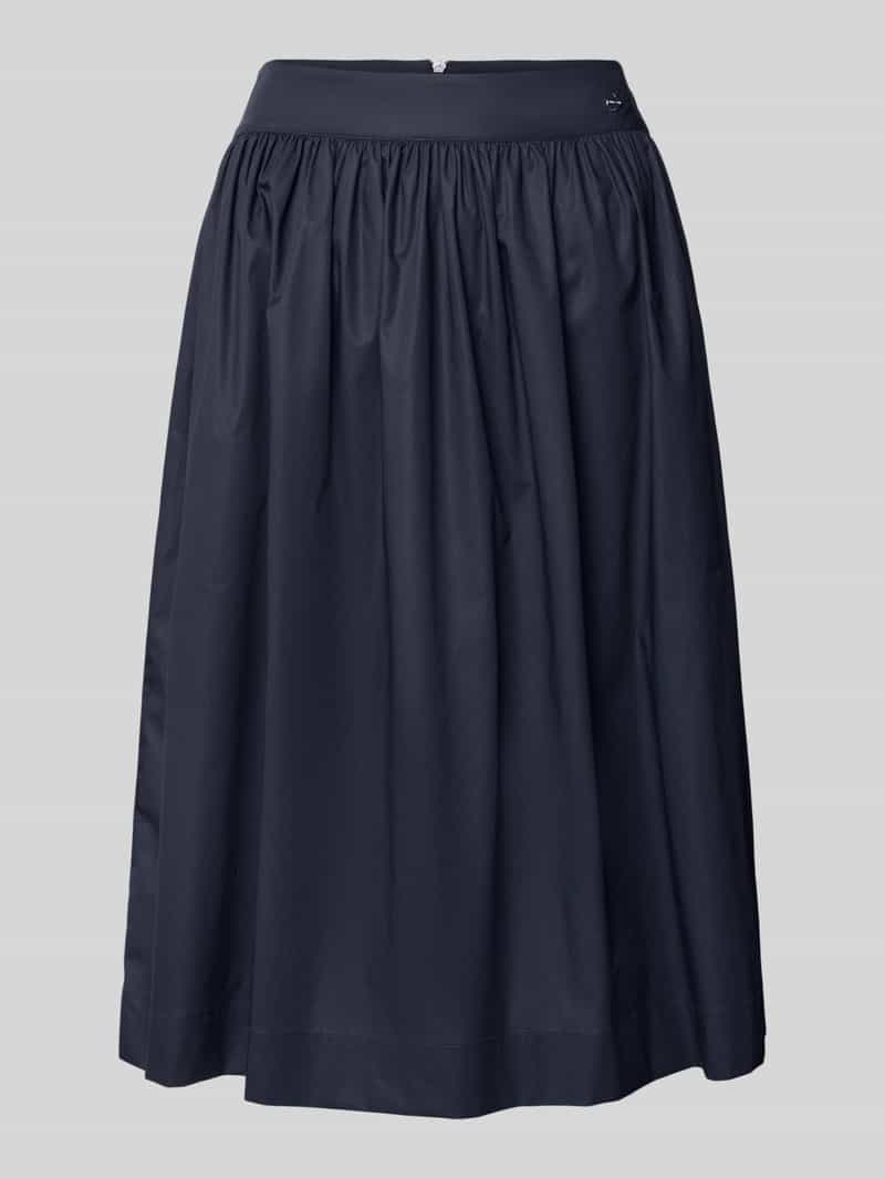 Marc Cain Knielange rok met labeldetail