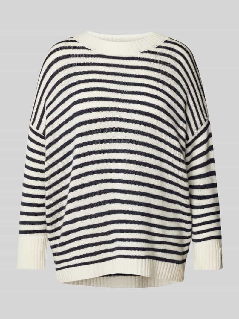 Oversized gebreide pullover met ronde hals, model 'AMADEA'