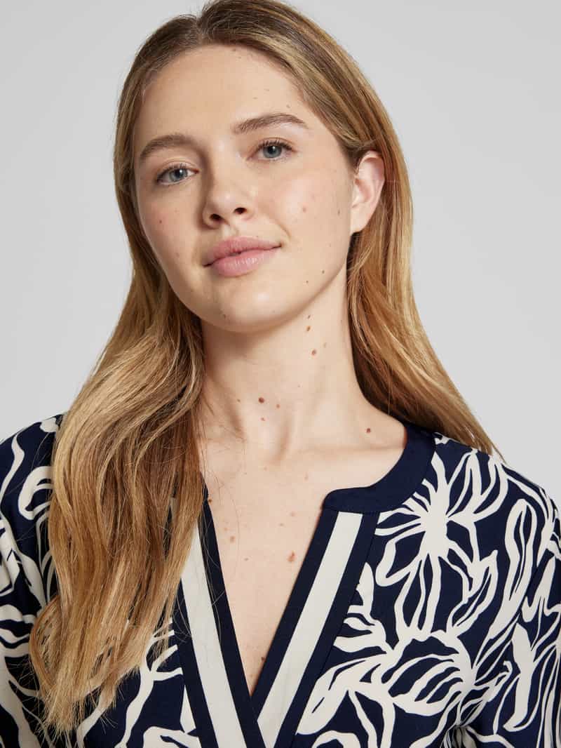Christian Berg Woman Selection Knielange jurk met V-hals