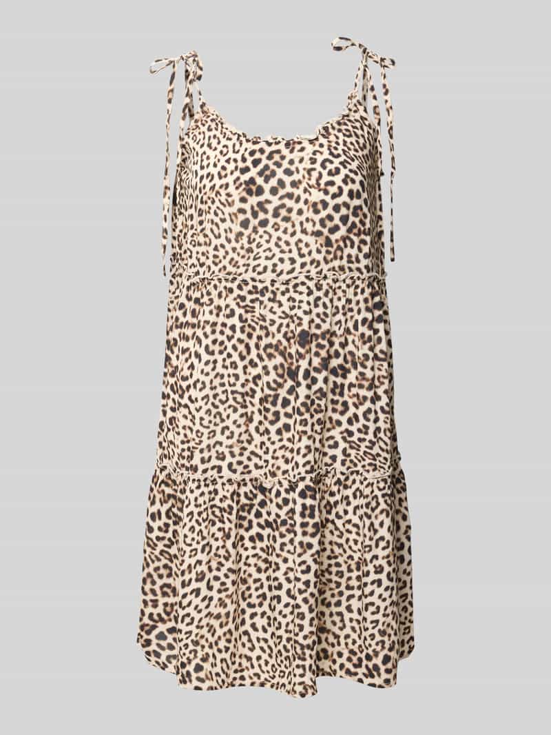 Strandjurk van viscose in all-over look