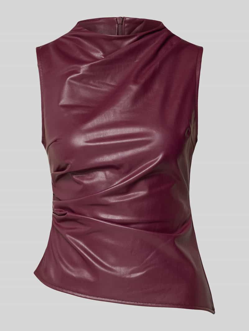 Noisy May Top in leerlook met plooien model 'DANDY'