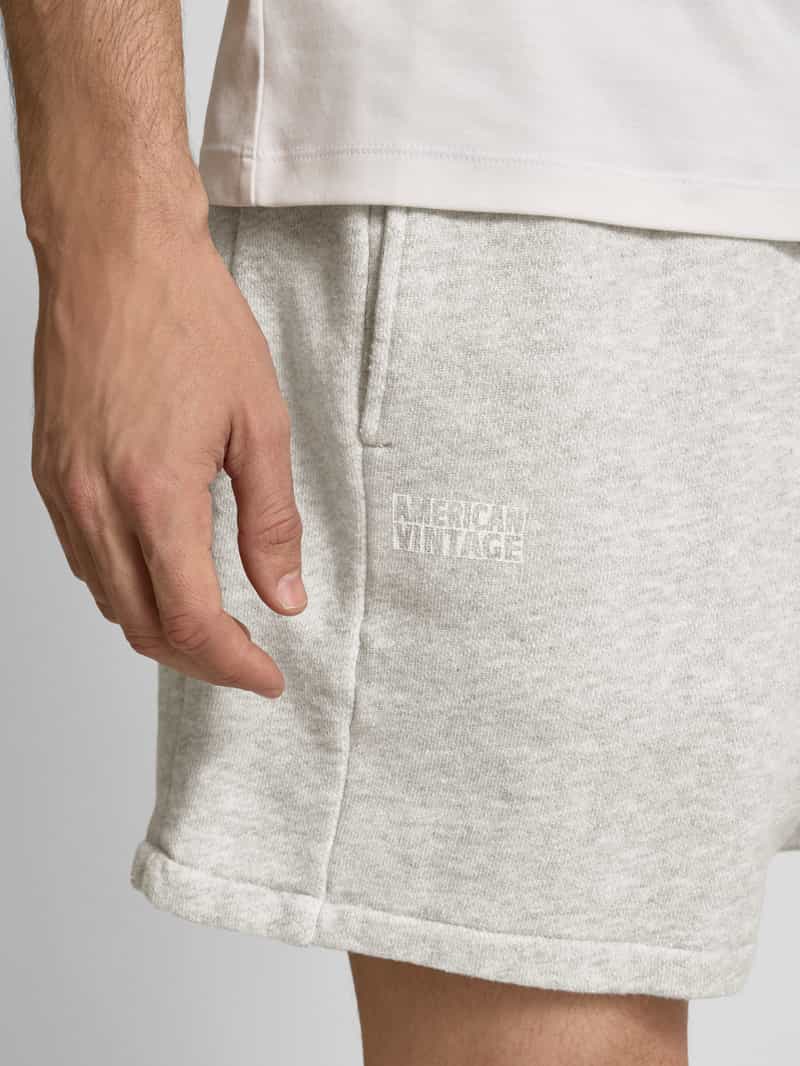 American vintage Regular fit sweatshorts met labelprint model 'KODYTOWN'
