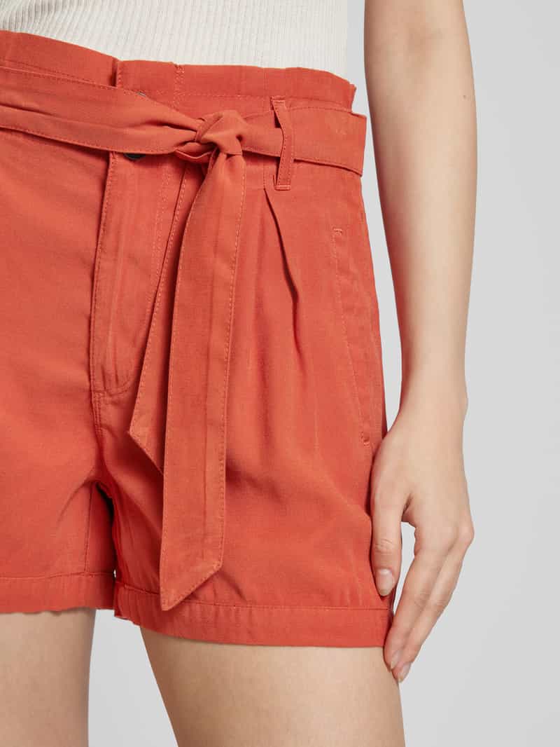 Only Korte broek van viscosemix met strikceintuur