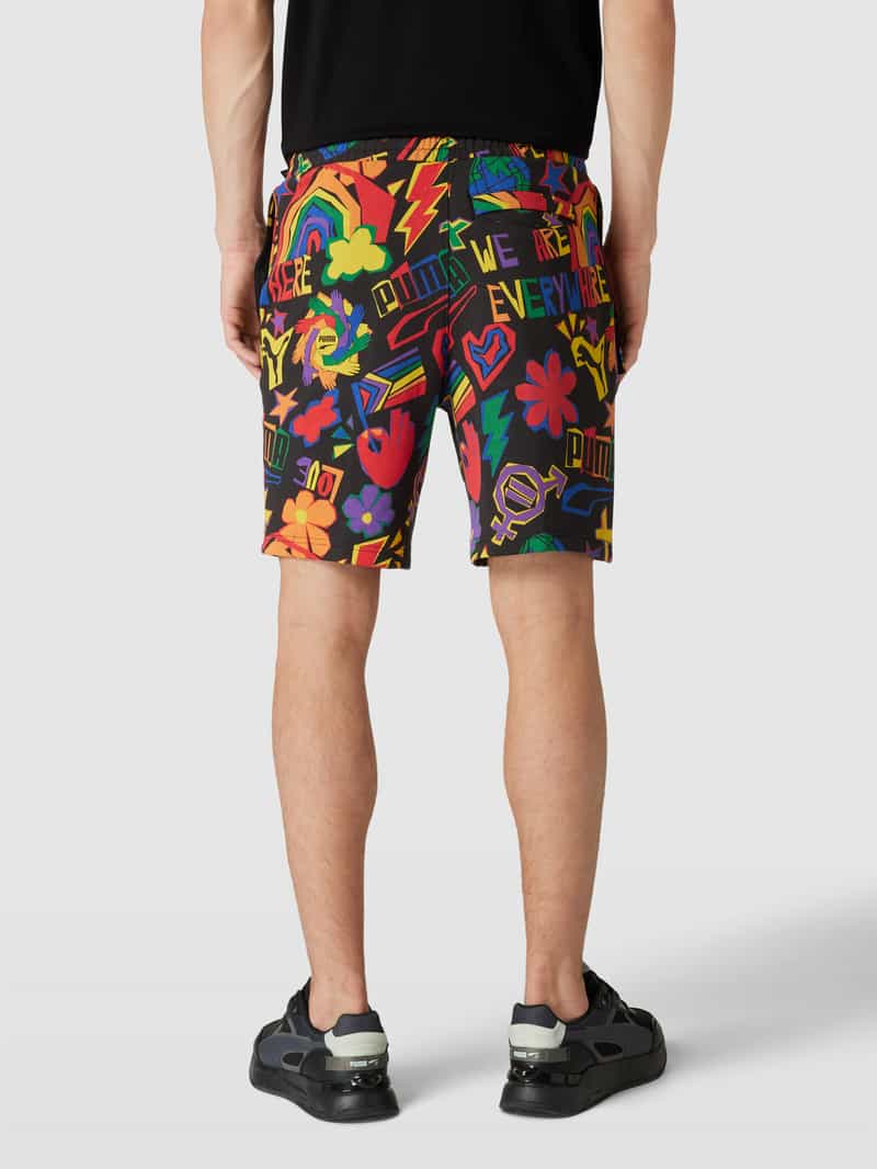 Sweatshorts met all-over print, model 'DOWNTOWN PRIDE' PUMA PERFORMANCE
