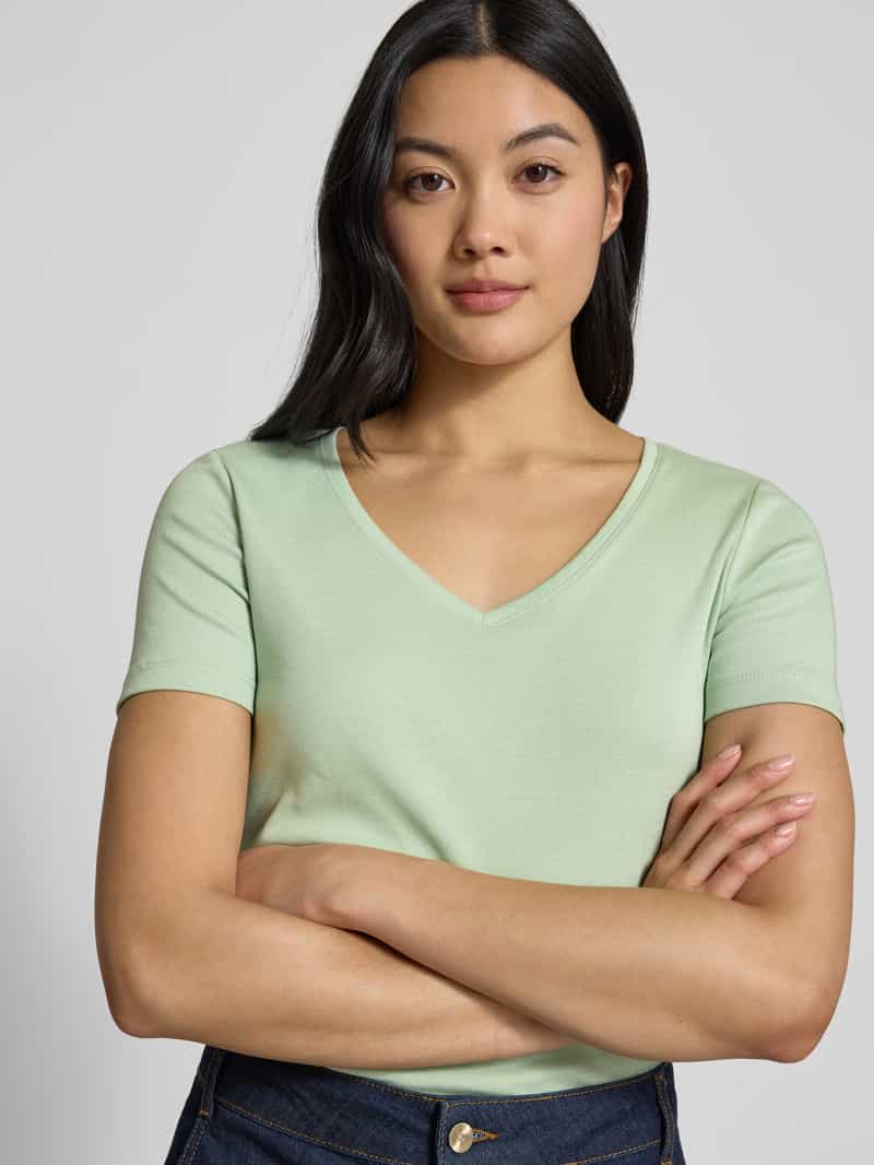 Christian Berg Woman T-shirt met V-hals