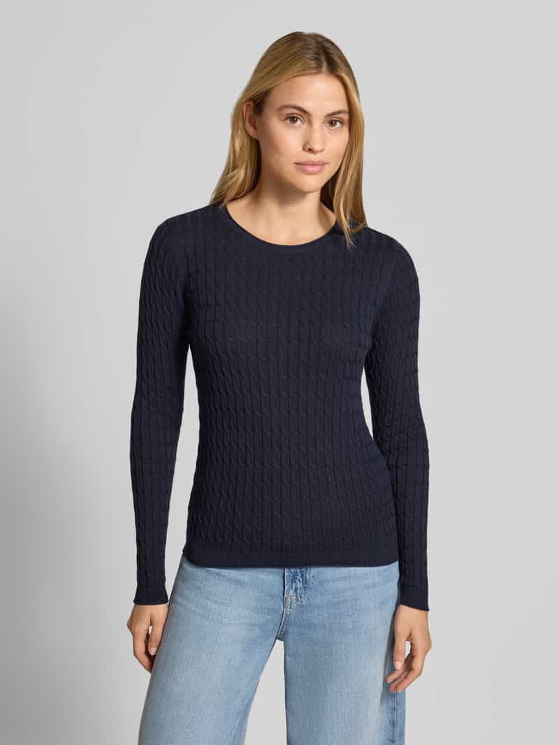 Christian Berg Woman Slim gebreide pullover met kabelpatroon