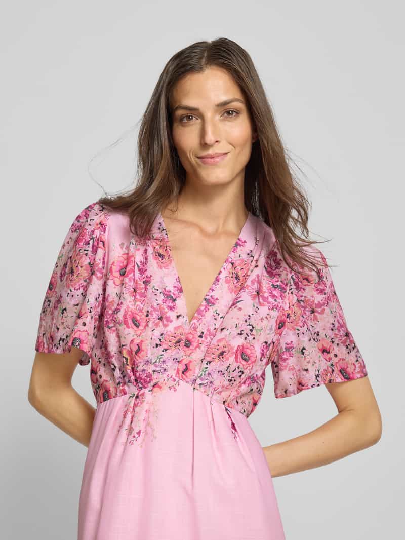 NEO NOIR Maxi-jurk met V-hals model 'Serna'