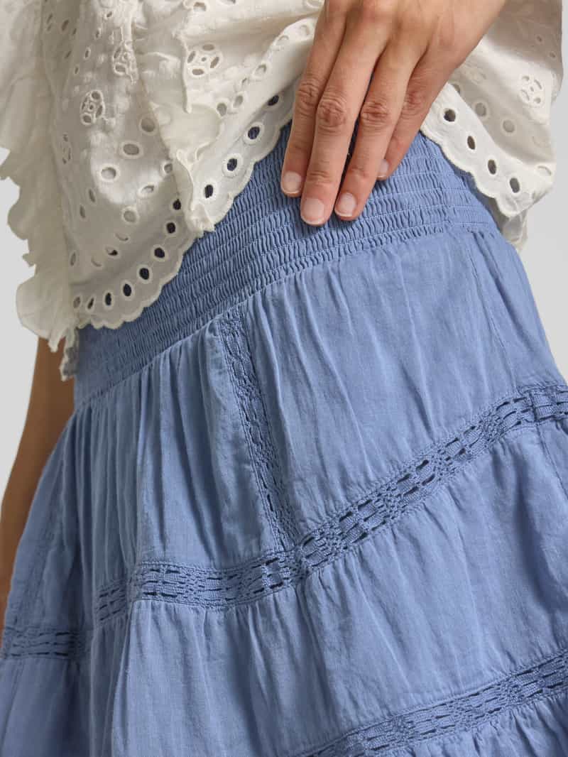 NEO NOIR Minirok met smokdetails model 'Robby'