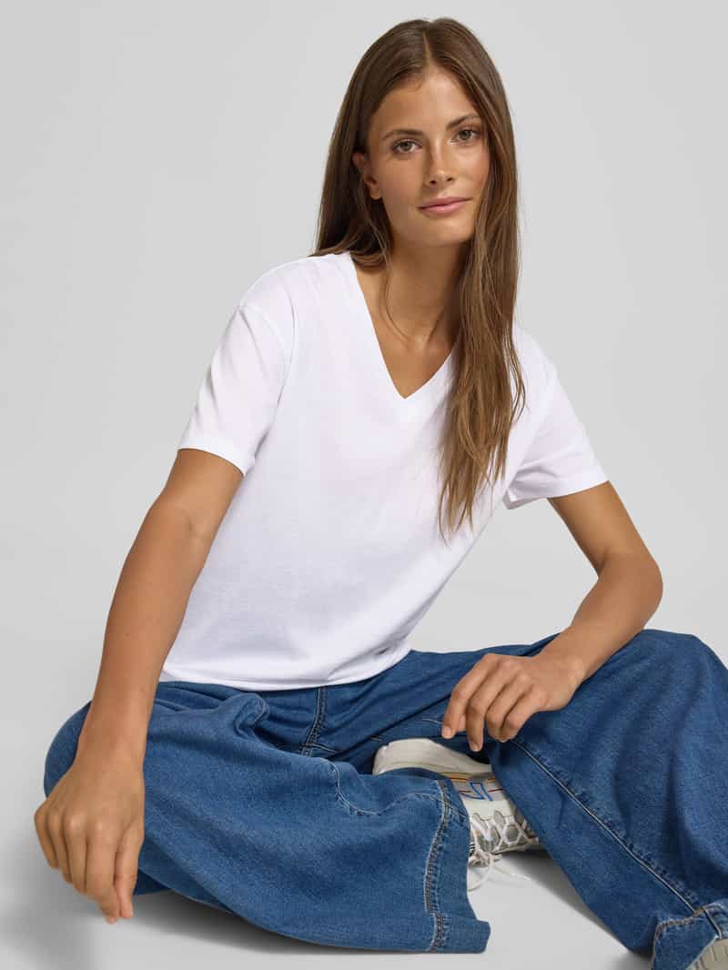 Samsøe T-shirt met geribde V-hals model 'SAELI'