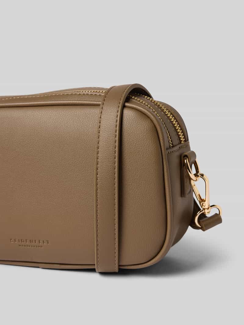 Seidenfelt Schoudertas in leerlook model 'Nelma'