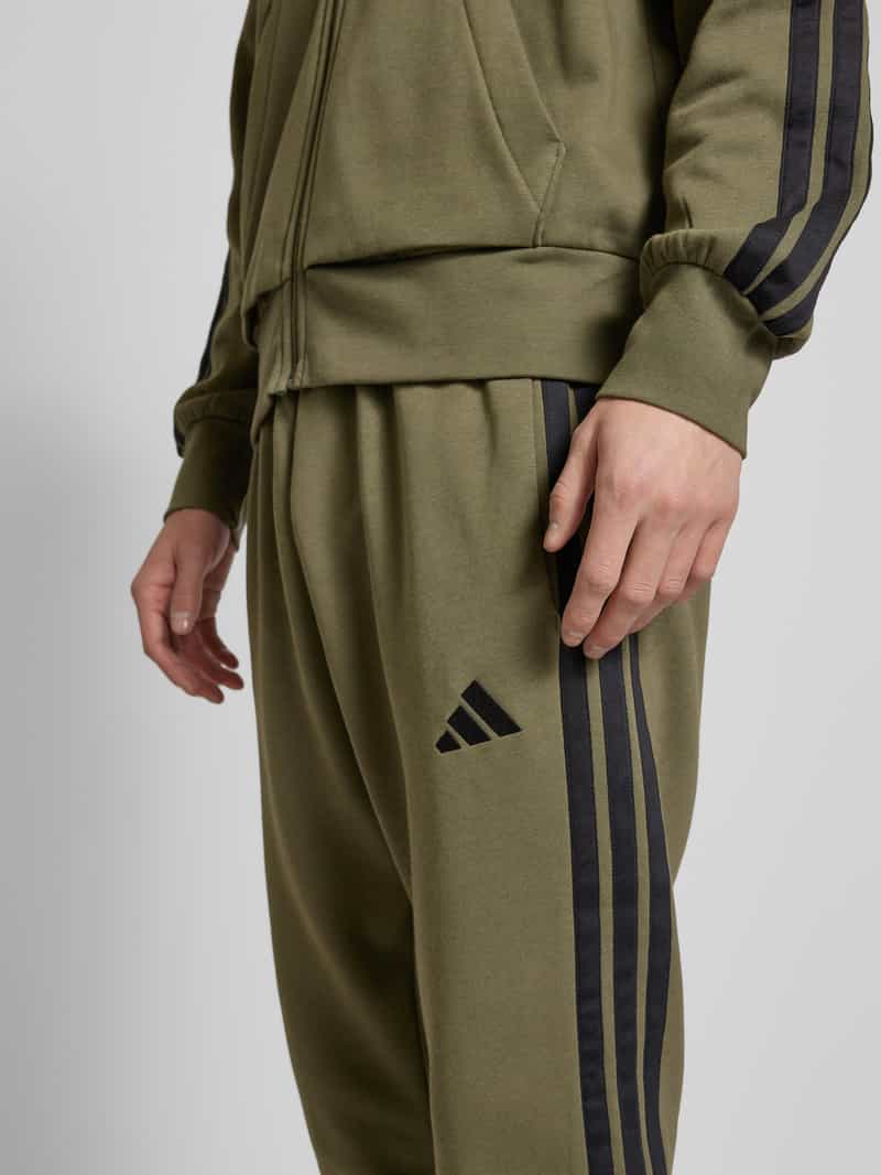 ADIDAS SPORTSWEAR Relaxed fit sweatpants met logostitching