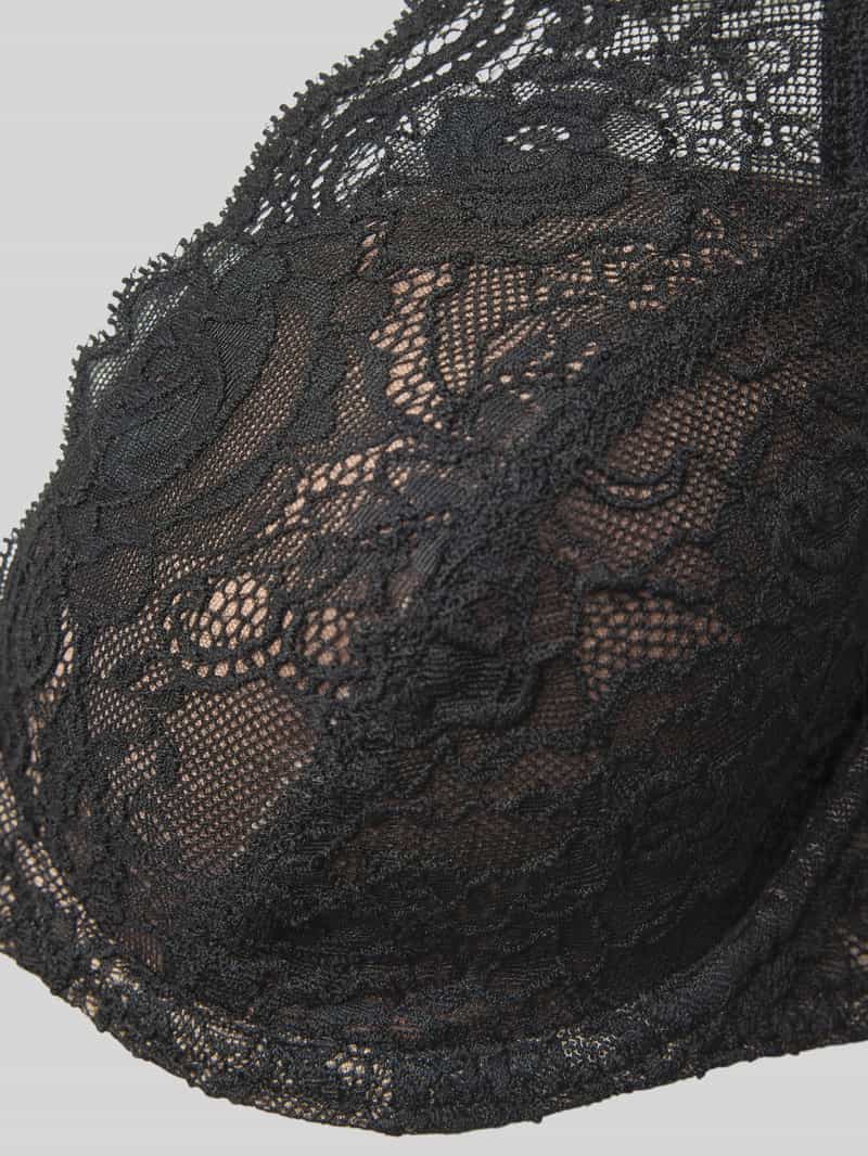 MARIE JO Beha van kant model 'Cyrile'