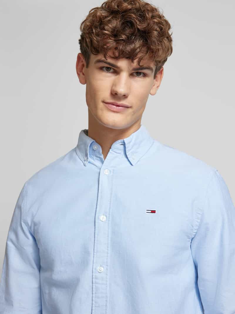 Tommy Jeans Regular fit vrijetijdsoverhemd met button-downkraag model 'OXFORD'
