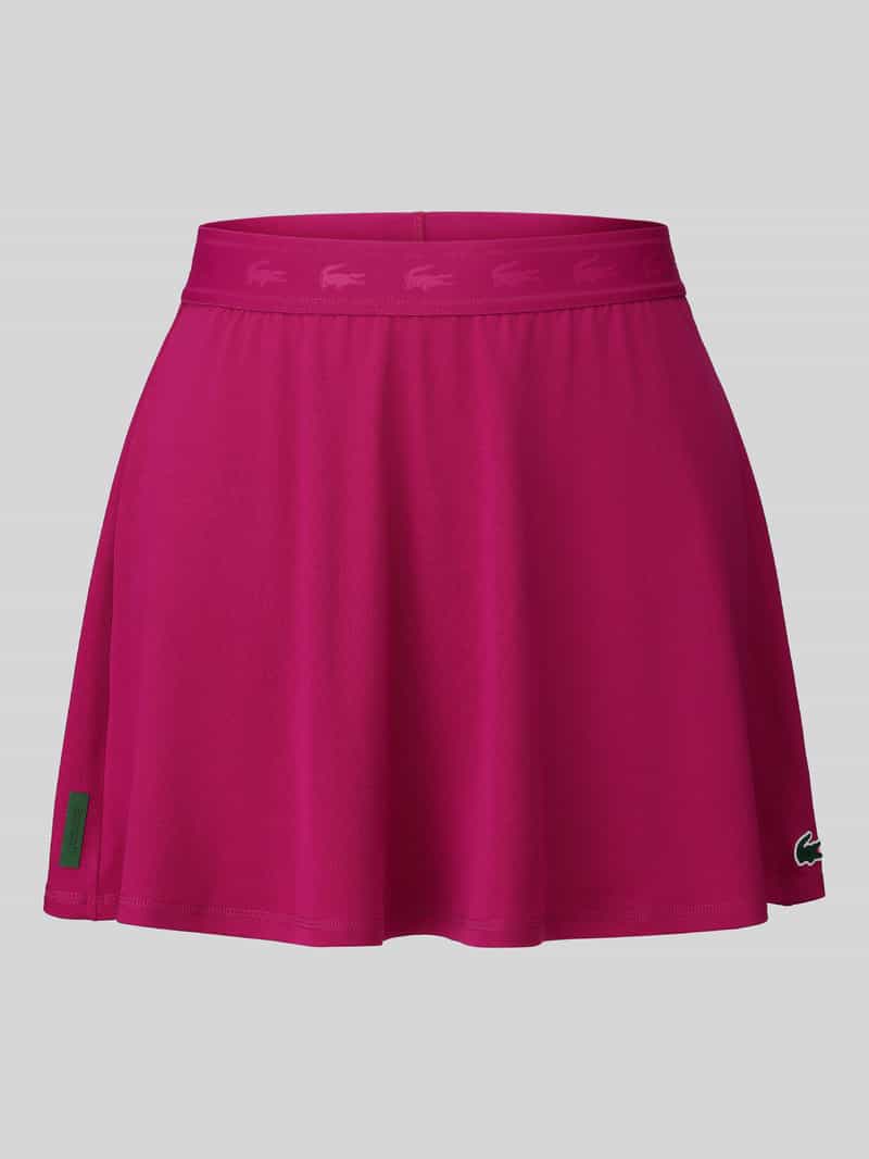 Uitlopende sport-rok met logodetail
