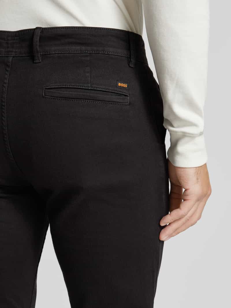 Boss Orange Slim fit chino met ceintuurlussen.
