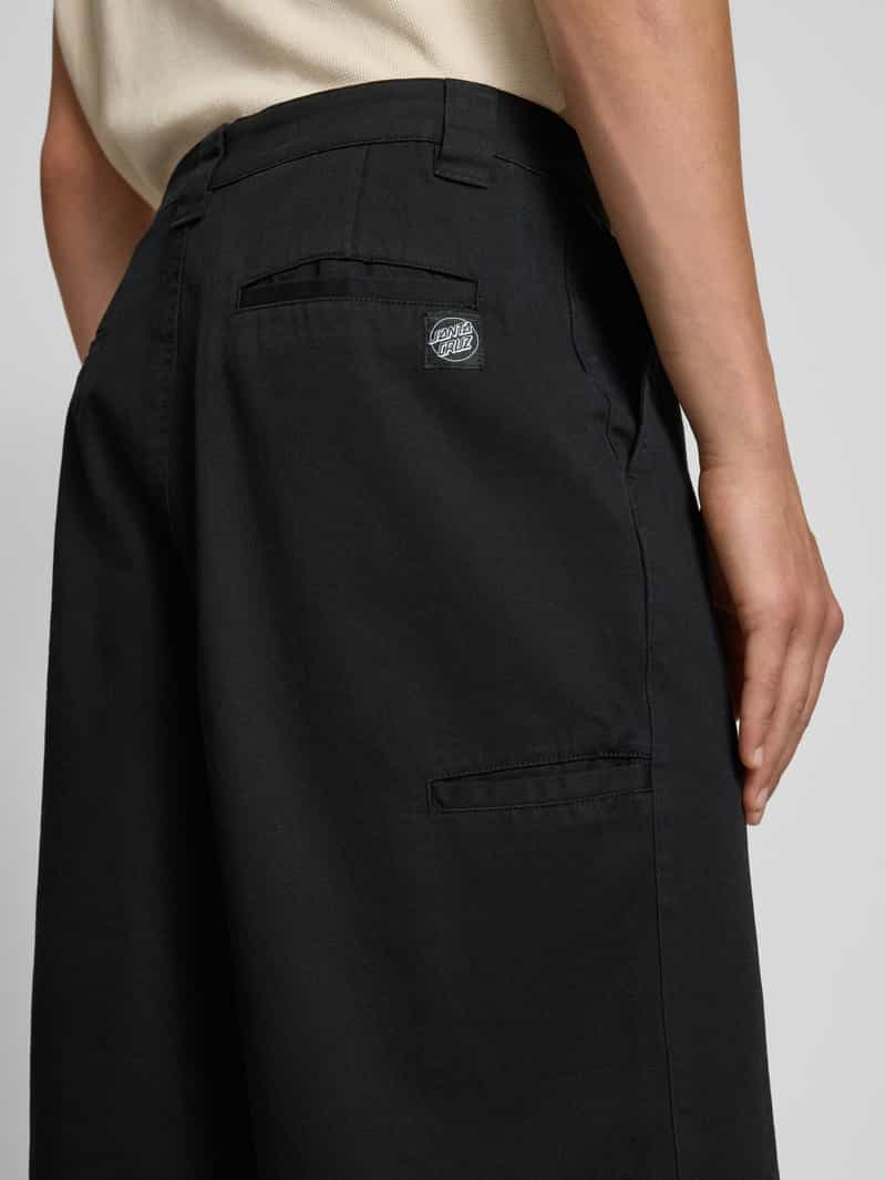 Santa Cruz Loose fit korte broek met achterzakken model 'DILLON'