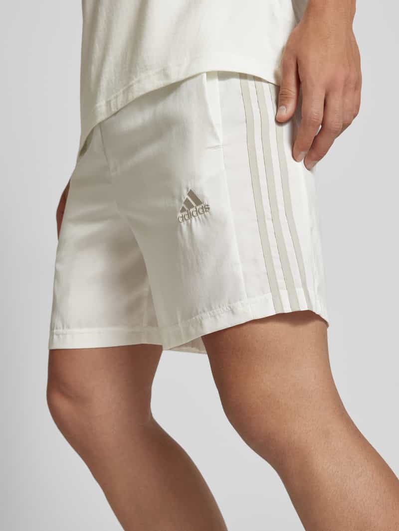 ADIDAS SPORTSWEAR Regular fit sweatshorts met labelstitching