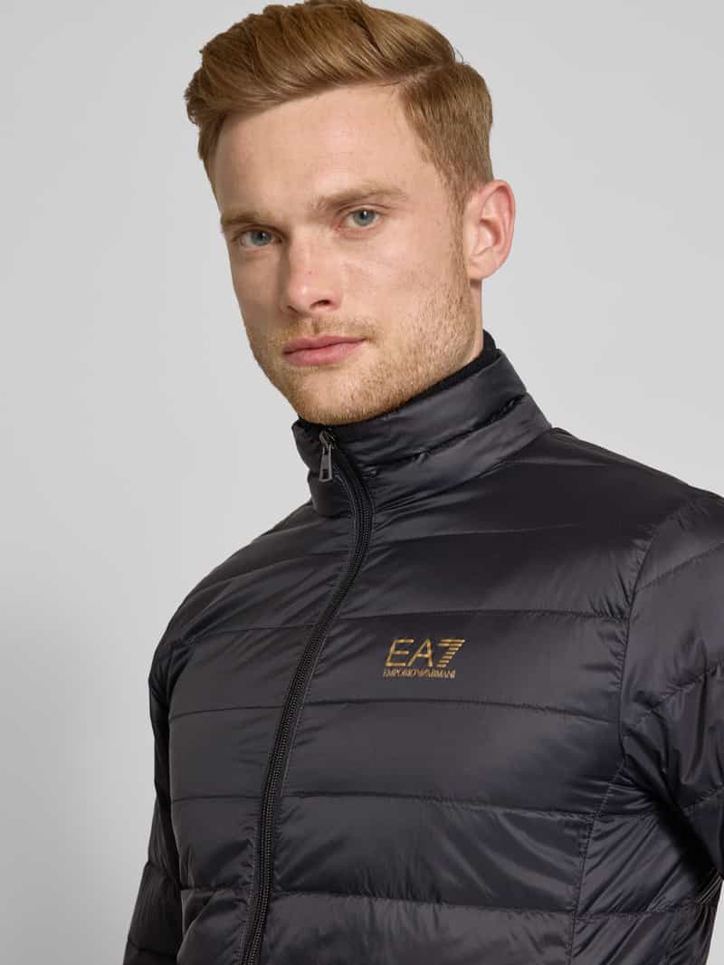 EA7 Emporio Armani Donsjack met labelprint model 'TRAIN CORE'