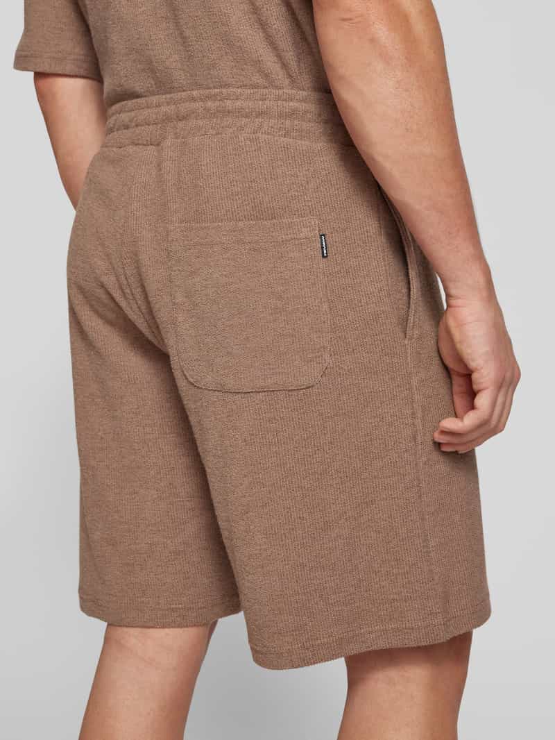 REVIEW Regular fit sweatshorts met structuurmotief