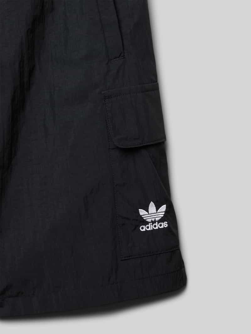 adidas Originals Korte regular fit broek met labelstitching