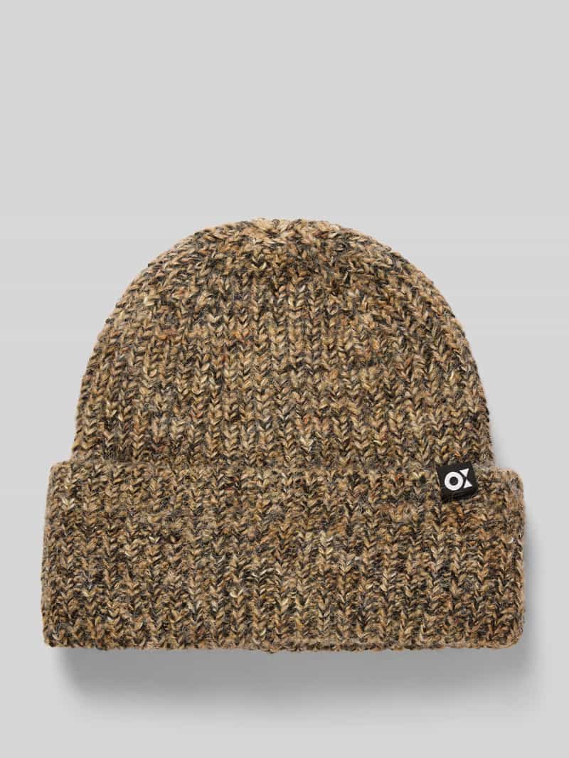 Opus Beanie met labeldetail model 'Amaddie'