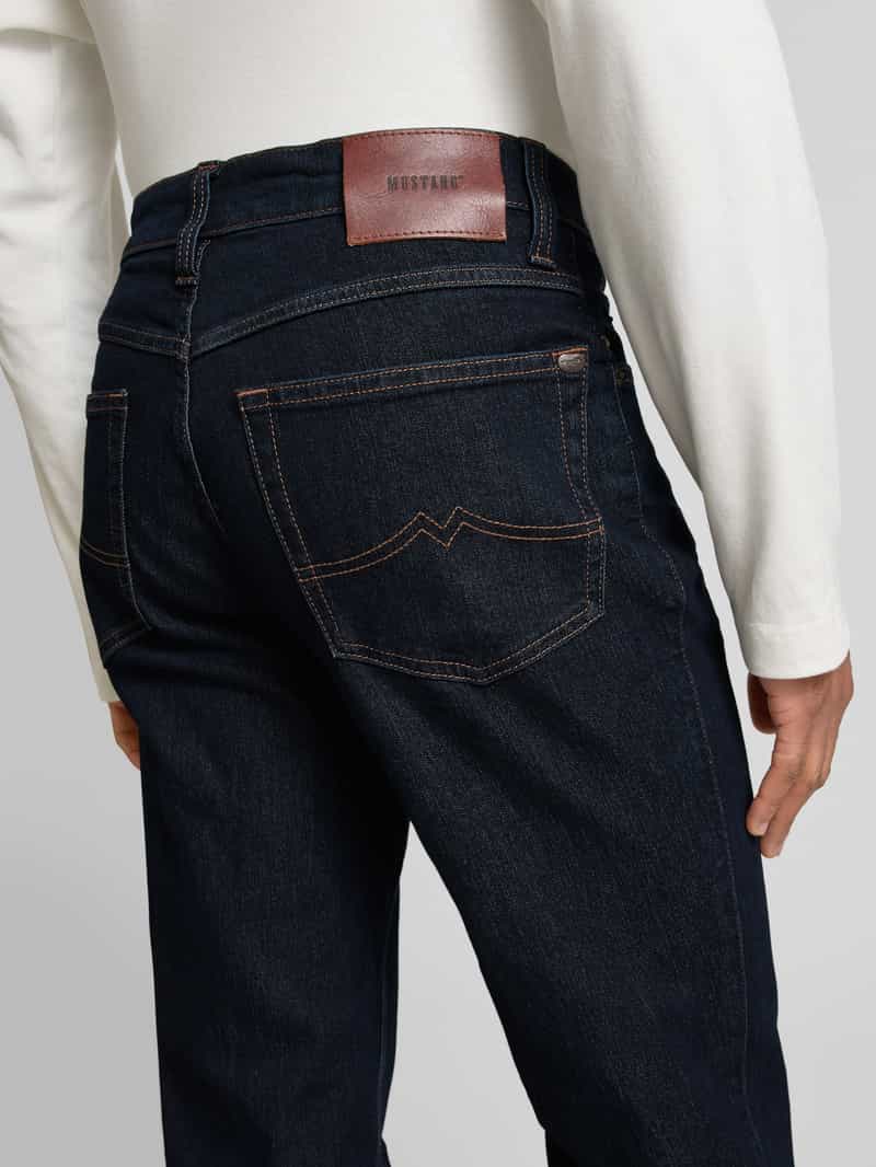 mustang Straight fit jeans in 5-pocketmodel model 'Tramper'