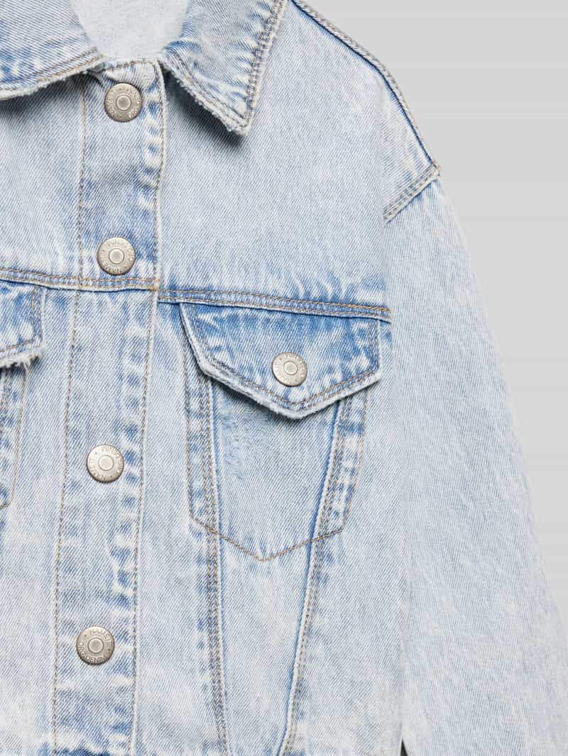 name it Jeansjack met paspelzakken op de borst model 'MILA'