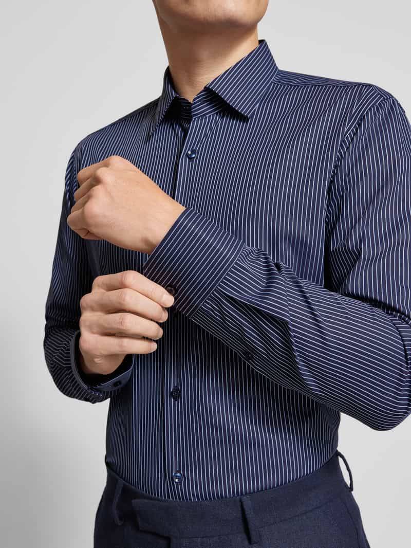 Boss Regular fit zakelijk overhemd met knoopsluiting