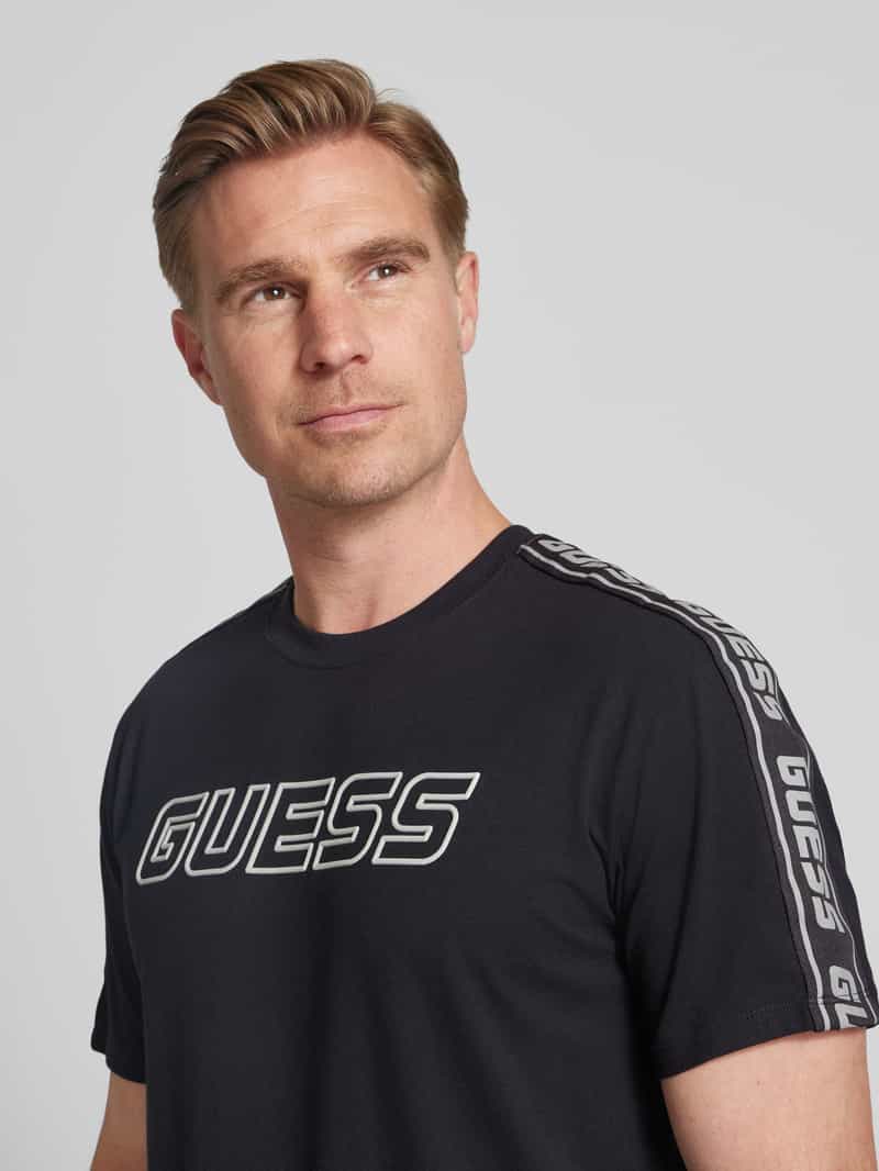 Guess Activewear T-shirt met labeldetail