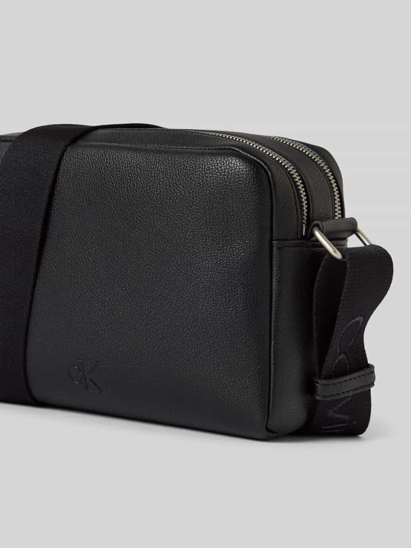 Calvin Klein Jeans Schoudertas met label in reliëf model 'OVER WEBBING'