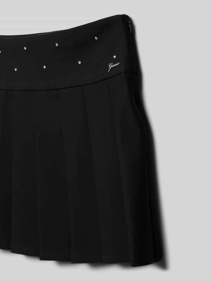 Guess Geplooide rand met decoratieve stenen bekleding en aanbrengen van labels