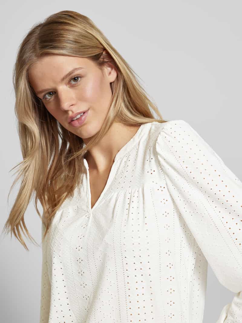 Only Blouse met ajourpatroon model 'SANDRA'