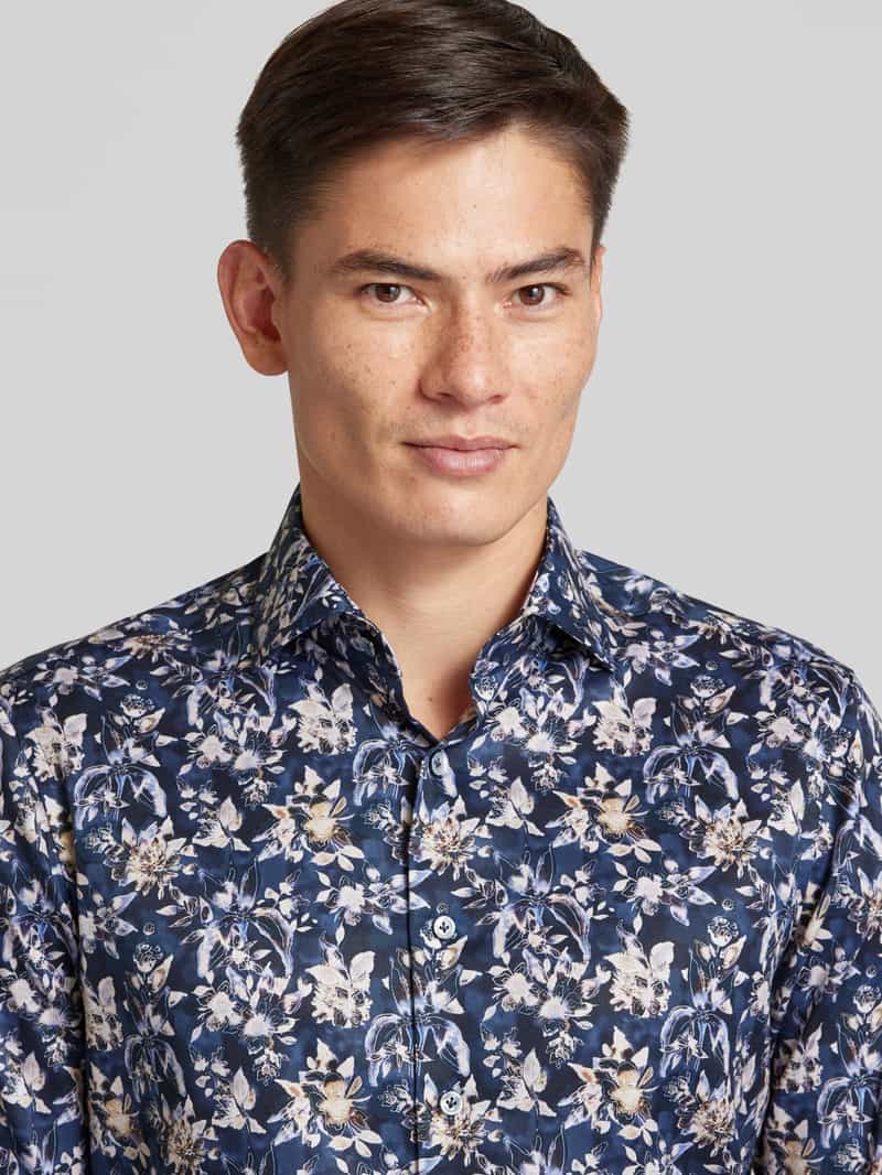 OLYMP SIGNATURE SLIM FIT Slim fit zakelijk overhemd met kentkraag model 'Savio'