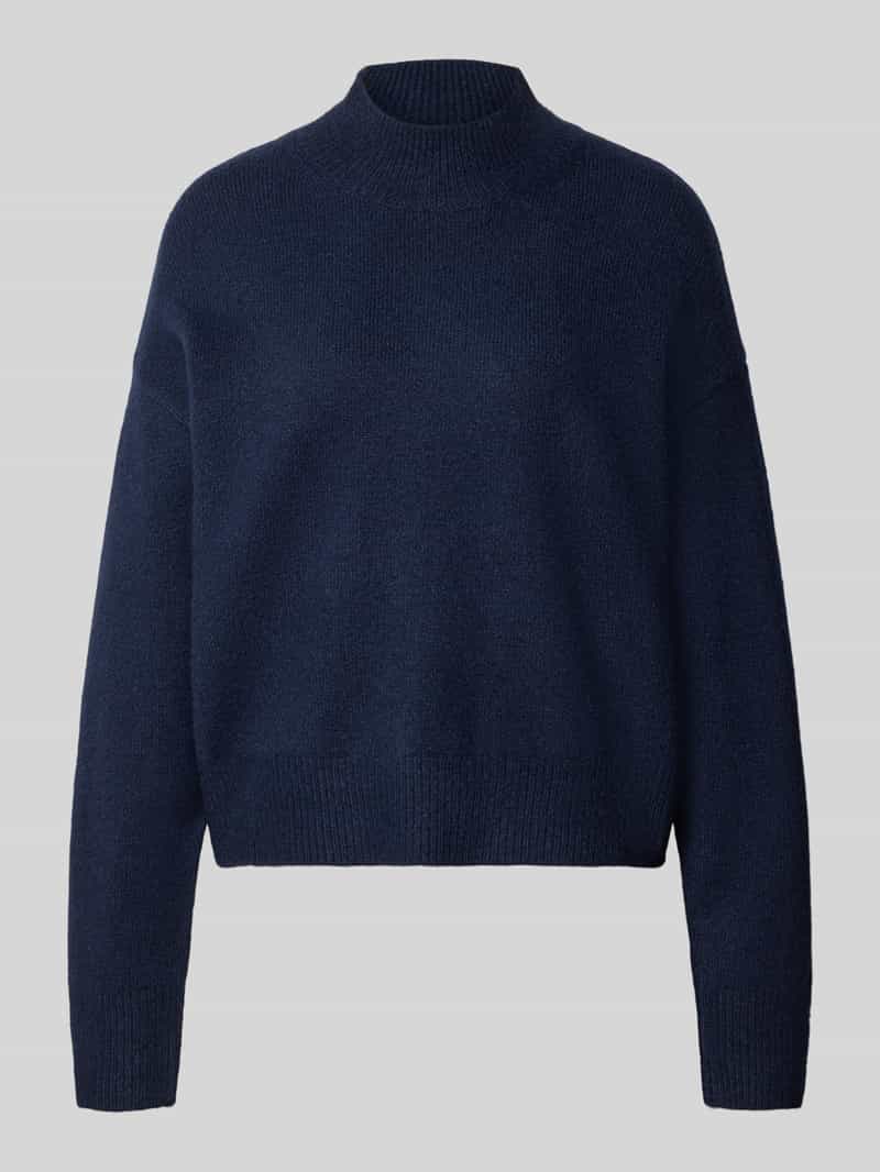 NEO NOIR Zachte en Comfortabele Navy Coltrui Blue Dames