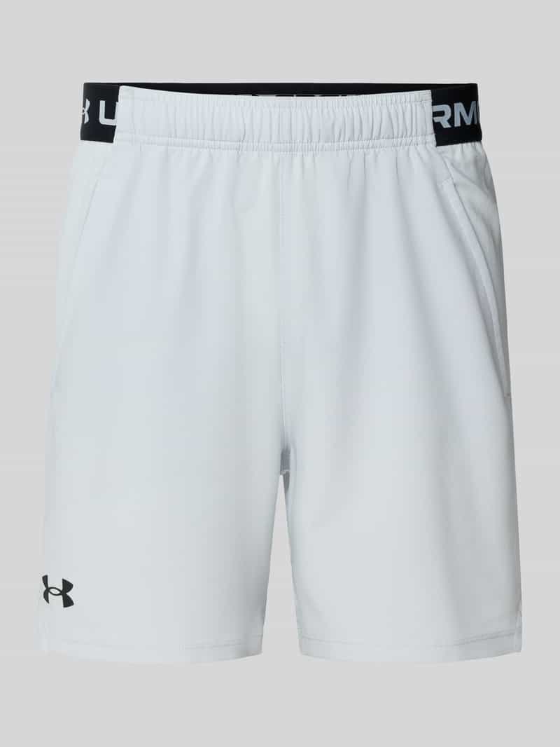 Under Armour Relaxed fit korte broek met logoprint model 'Vanish'