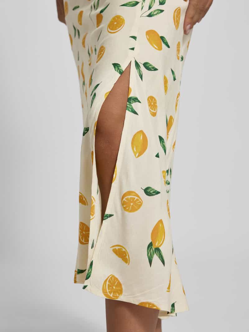 Pieces Uitlopende midirok met all-over motief model 'NYA'