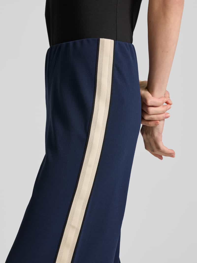 Vero Moda Wide leg sweatpants met contraststrepen model 'BERLIN'