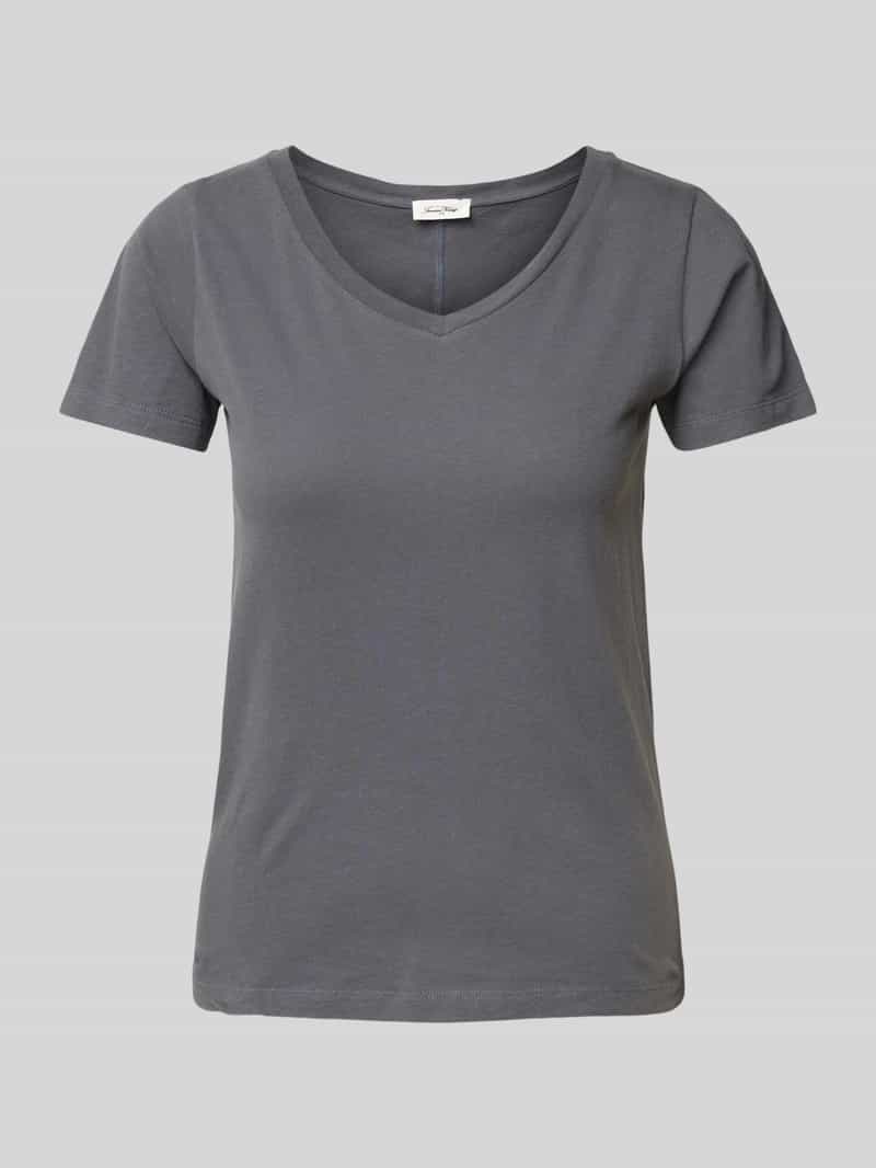 American vintage T-shirt met V-hals model 'GAMIPY'
