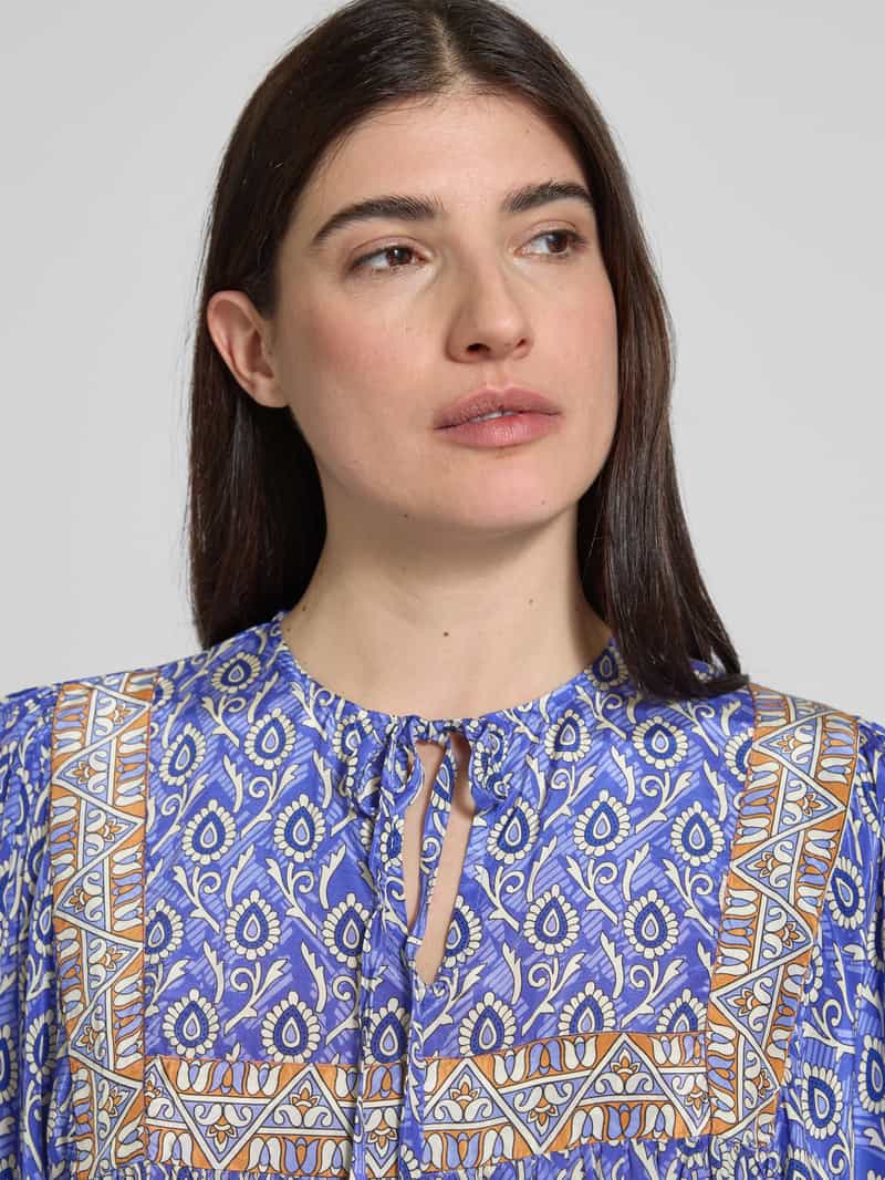 LOLLYS LAUNDRY Relaxed-fit blouse van viscose met vetersluiting model 'Teel'