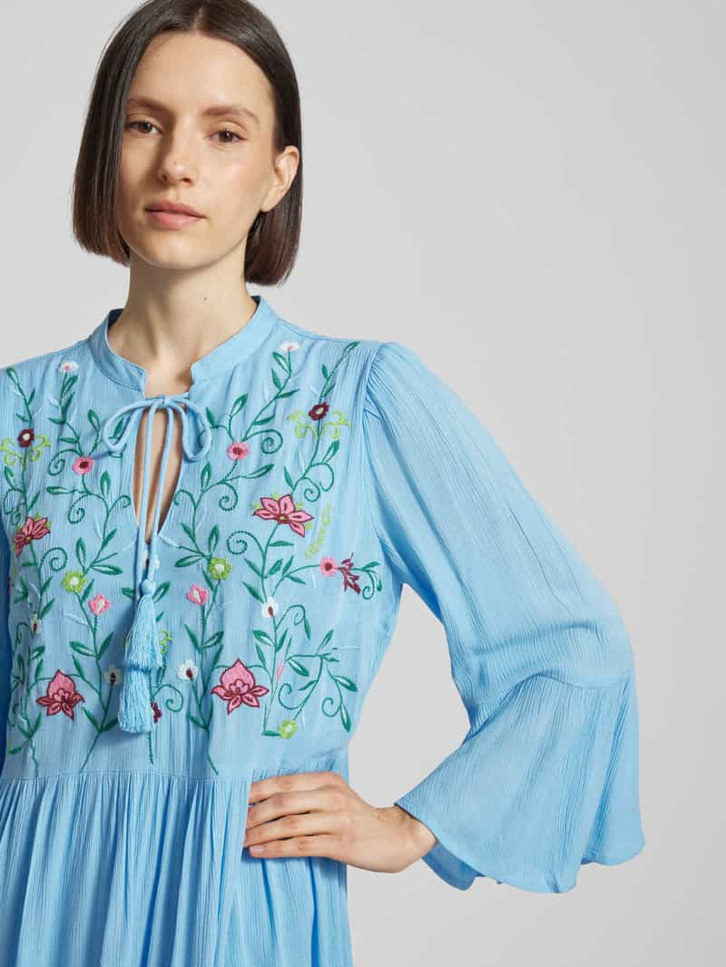 YAS Knielange tuniekjurk met bloemenstitching model 'CHELLA'