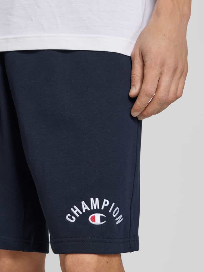 Champion Baggy fit sweatshorts met labelstitching