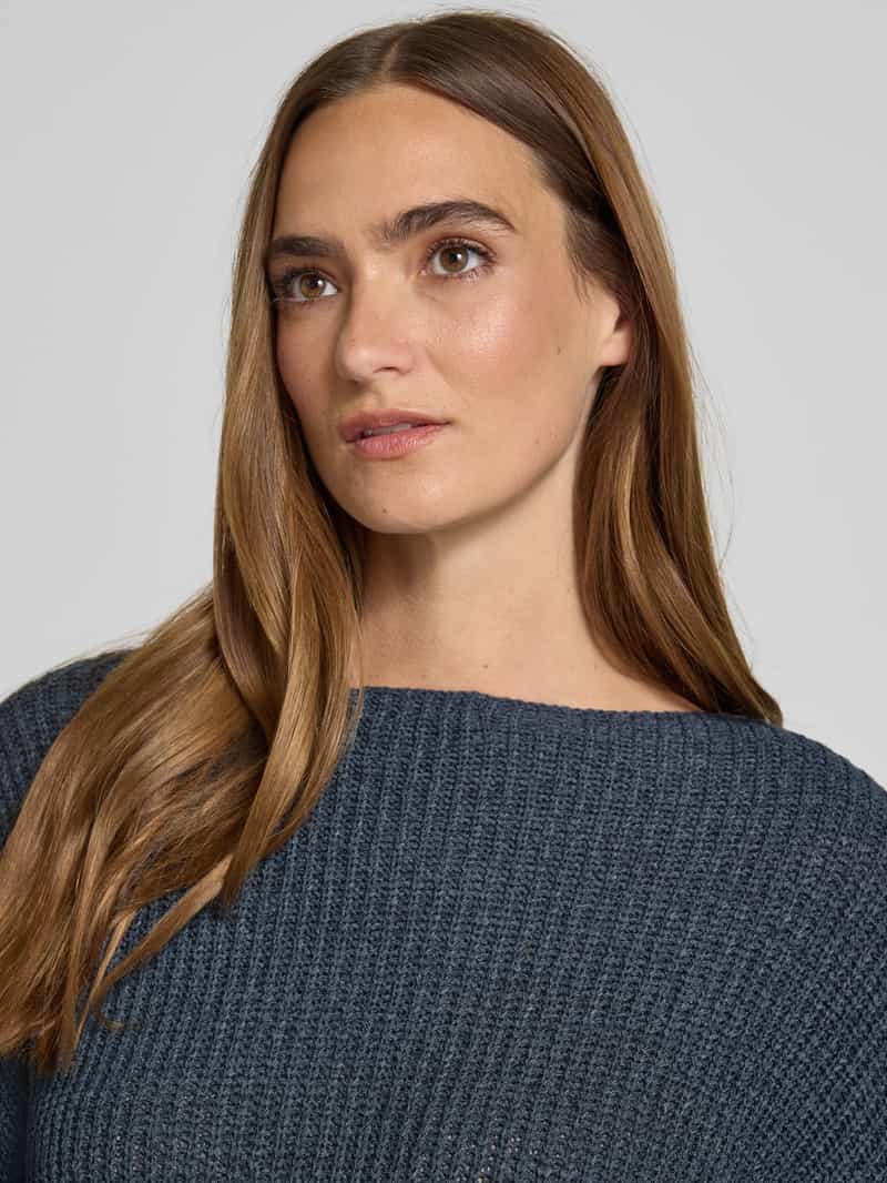 Christian Berg Woman Gebreide pullover met extra brede schouders