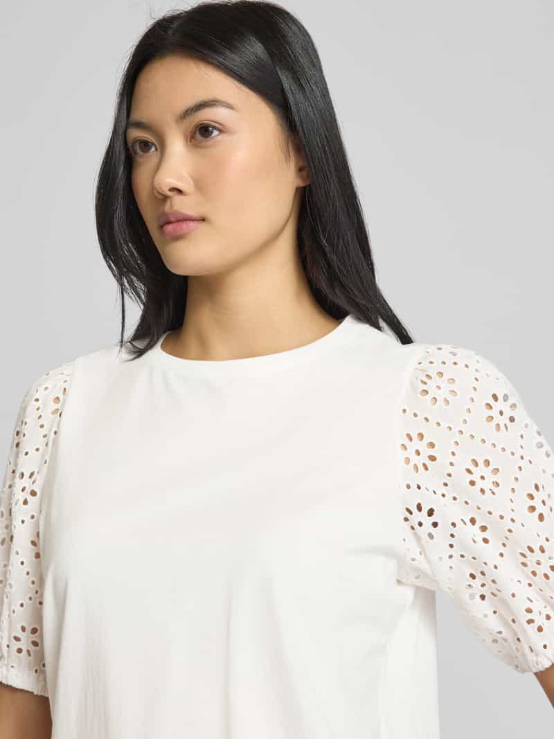 b.Young T-shirt met 1 2-mouwen
