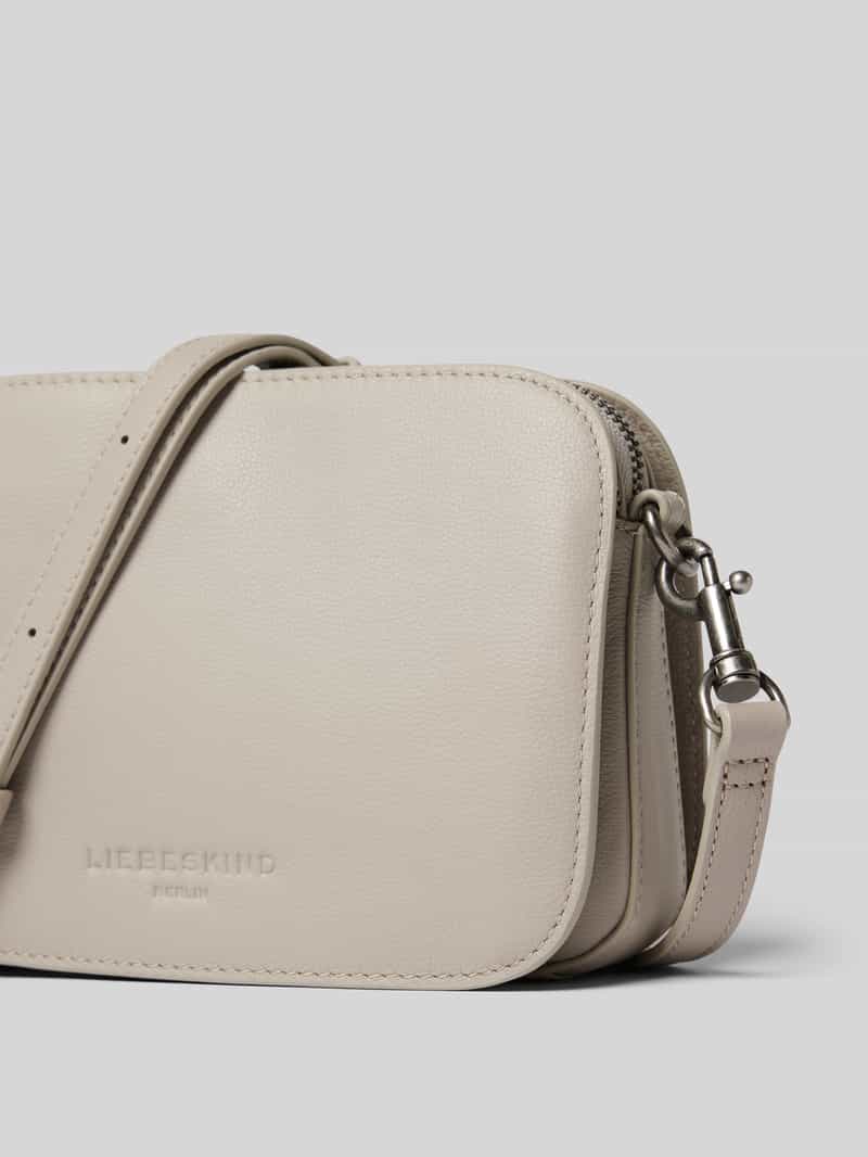 liebeskind berlin Handtas met label in reliëf