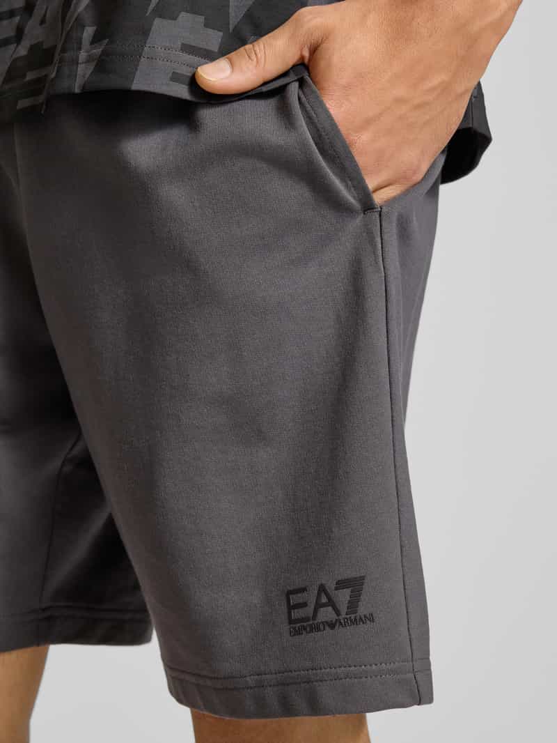 EA7 Emporio Armani Korte broek met labeldetail