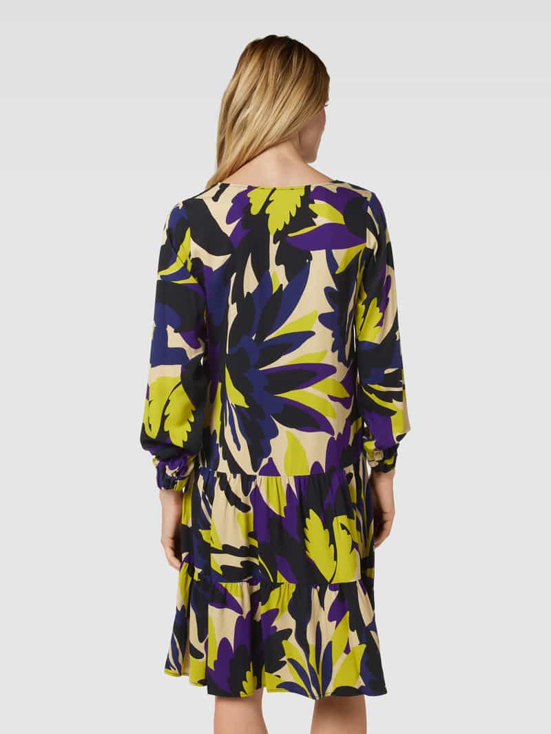 Knielange jurk van viscose met all-over motief Smith and Soul