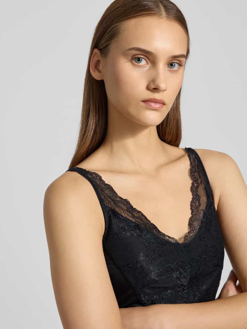 Pieces Body met kantinzet model 'OLIVIA'