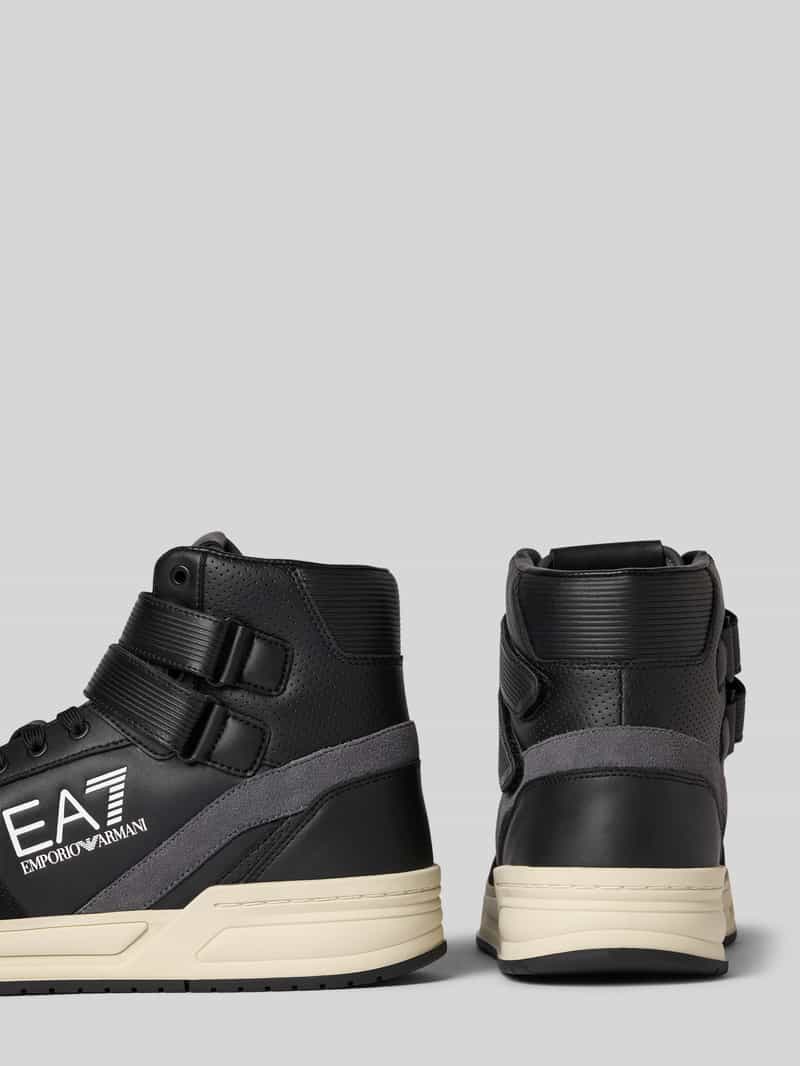 EA7 Emporio Armani High top sneakers met labelprints model 'BASELINE BASKET'